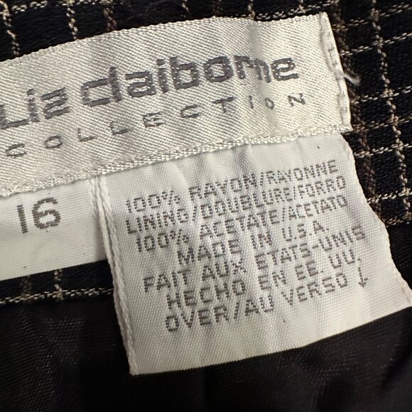 LIZ CLAIBORNE WOMENS SIZE 16 PRE A PORTER SHORTS BLACK PLAID NEW - Picture 7 of 9